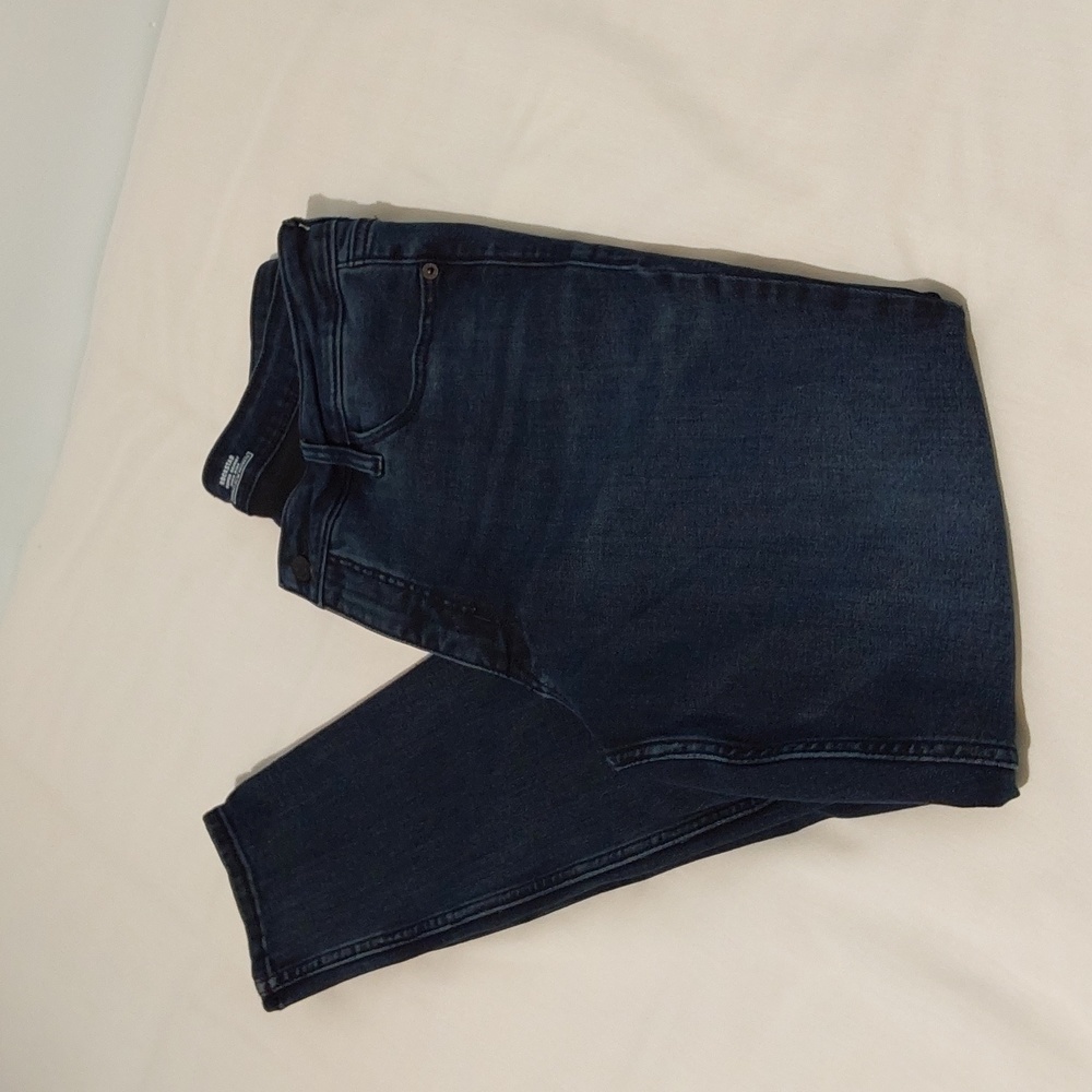 Old Navy RockStar Super Skinny High rise Jeans.‎ Size 16 Short.